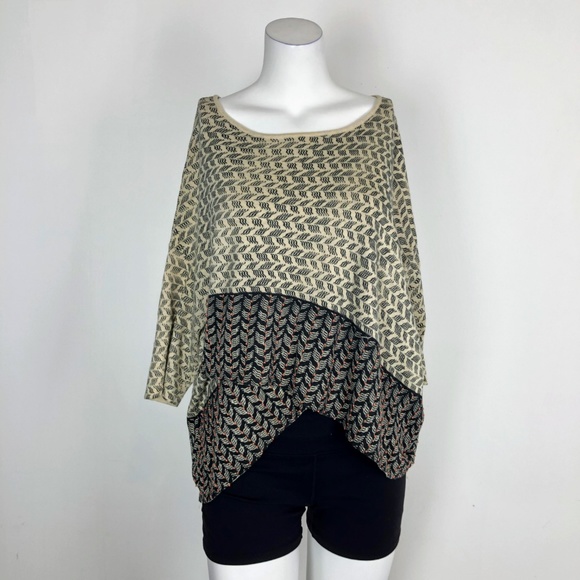 MOTH Tiered Beaded Printed Sweater Top 3/4 Sleeve - Picture 2 of 7